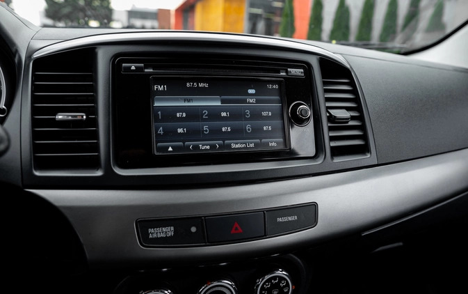 Mitsubishi Lancer cena 32900 przebieg: 150000, rok produkcji 2014 z Radom małe 596